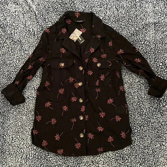 Express Tops - NWT - Express - Button Down - Size XS